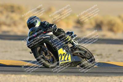 media/Nov-17-2024-CVMA (Sun) [[1fec520723]]/Race 17-Amateur Supersport Middleweight/